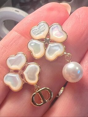 Gold Tone Mother-of-Pearl Clover Drop Earrings with Pearl Charm